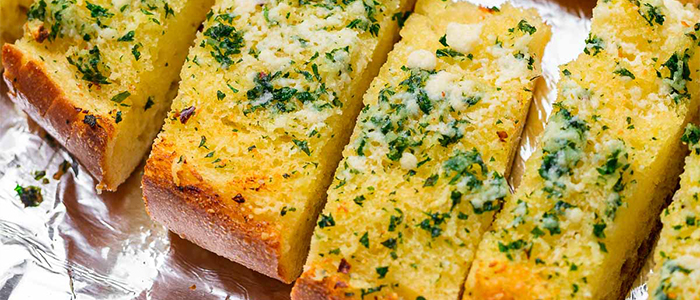 Garlic Bread With Cheese  10" 